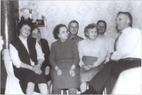 На 85летии Нины Владимировны Котовой Богдановой Наталья Михайловна - фото 53