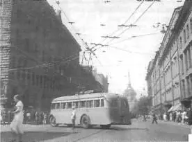 Троллейбус на Невском проспекте Фото 1930х годов Какие существовали проекты - фото 66