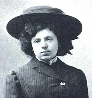 Вера Михайловна Инбер родилась в Одессе в 1890 году ушла из жизни в Москве в - фото 53