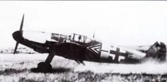 Этот Bf 109F2 Желтая 5 пилотировался лейтенантом Герхардом Баркхорном из - фото 162