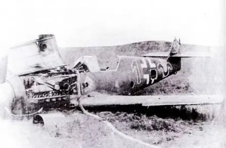 28 ноября оберлейтенант Гюнтер Раллъ из 8JG 52 был ранен в воздушном бою и - фото 202