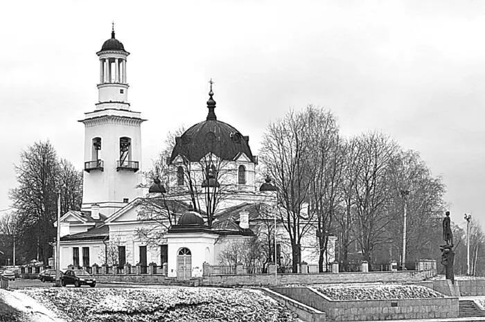 Рис 164 Церковь Александра Невского Фото автора В 1991 году изза сложного - фото 166