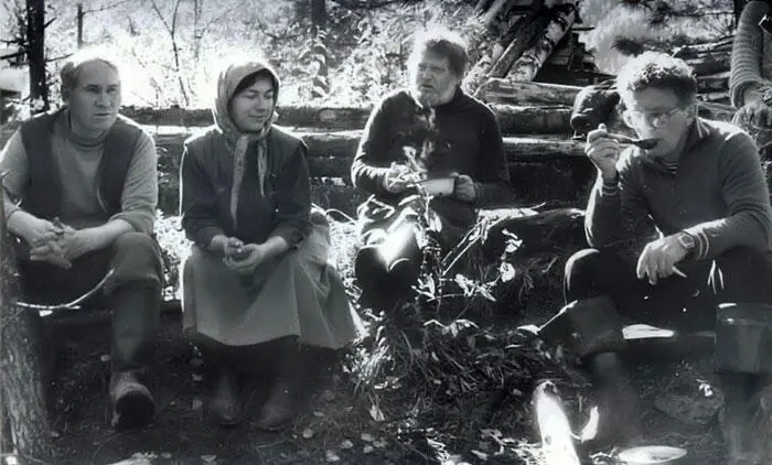 Глава шестая К Агафье последней из могикан Агафьин берег 27 июля 1988 - фото 37