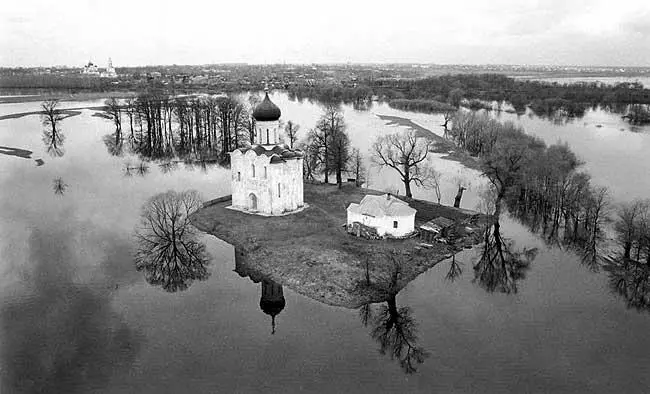 Рис 167 Церковь Покрова на Нерли Якобы вторая половина XII века Во время - фото 156