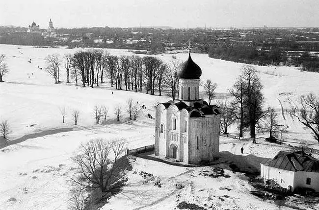 Рис 175 Храм Покрова на Нерли зимой Якобы вторая половина XII века Взято - фото 164