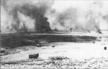 Июнь 1942 г По мере того как силы стран Оси продвигались все дальше к - фото 75