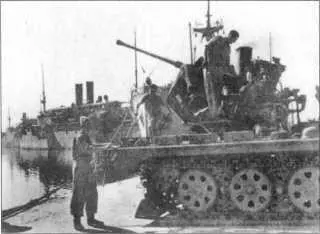 37мм орудие Flak36 установленное на корме тягача SdKfz72 несет вахту по - фото 85