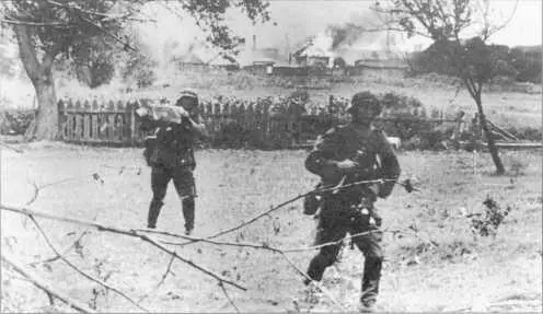 К 1943 г дела у немцев на Восточном фронте шли все хуже они то и дело - фото 134