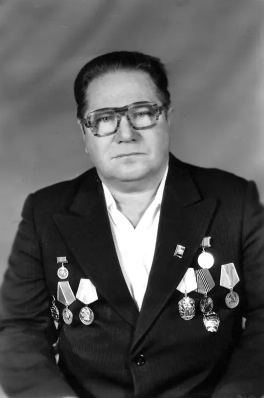 Нетесов Алексей Яковлевич В Карасьярском лесопункте Козиковского леспромхоза - фото 23