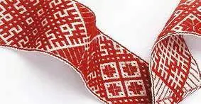 Отмытая до белизны лента вырезана из кожи сброшенной шкуры Несси обнаруженной - фото 96