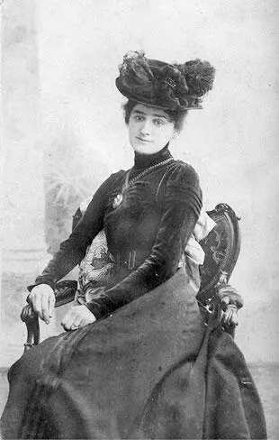 Алла Витальевна Шульгина начало ХХ века Между 1905 и 1911 годами дед много - фото 20