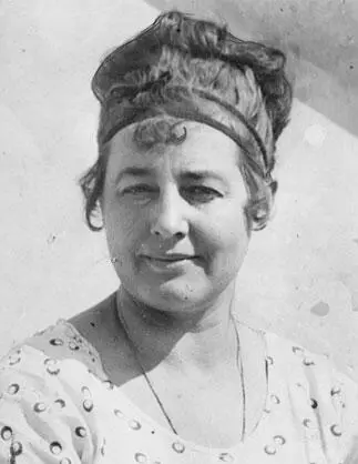 Елена Андреевна Билимович ур Киселева Белград 1920е Дедушка Тоня - фото 52