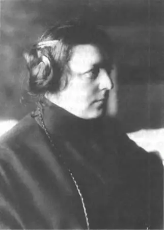Илл 11 Ольга Каменева 1926 год Первый председатель правления ВОКСа В июле - фото 1