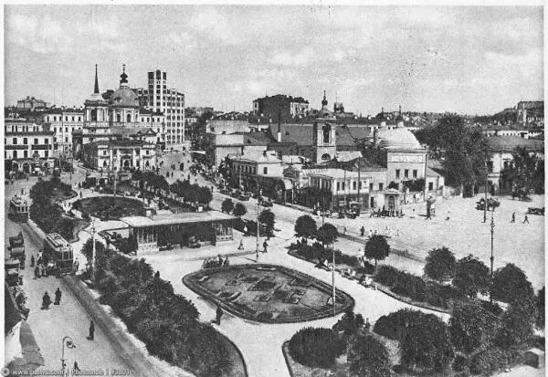Арбатская пл Фотография 1929 г От Воздвиженки мимо кинотеатра к Арбату - фото 31