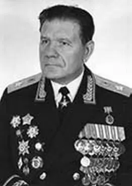 С 1986 г в Группе генеральных инспекторов Министерства обороны СССР С 1992 - фото 42