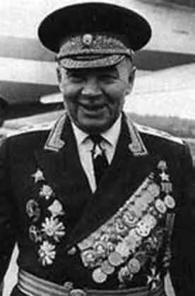 В 1913 году семья Маргеловых Маркеловых вернулась на родину отца кавалера - фото 59