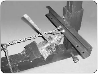 Рис 124Силовой узел вытяжного устройства стапеля на базе гидравлического - фото 24