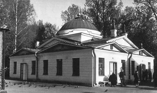 Никольская церковь на Большеохтинском кладбище Сходно с названными храмами - фото 70