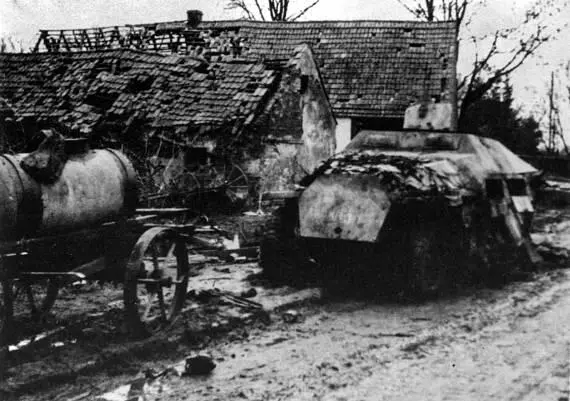 Брошенный бронетранспортер SdKfz251 Силезия февраль 1945 г После большого - фото 21