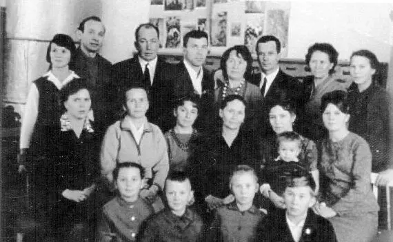 Семья Слободсковых в центре Анна Николаевна Слободскова Мария Александровна - фото 10