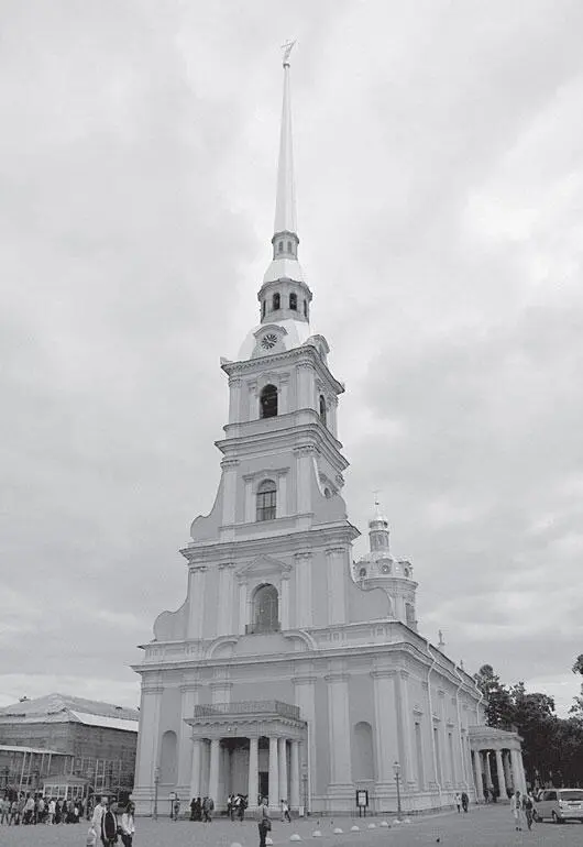 Вид колокольни Один из путешественников в 1717 году пришёл от увиденной им - фото 8
