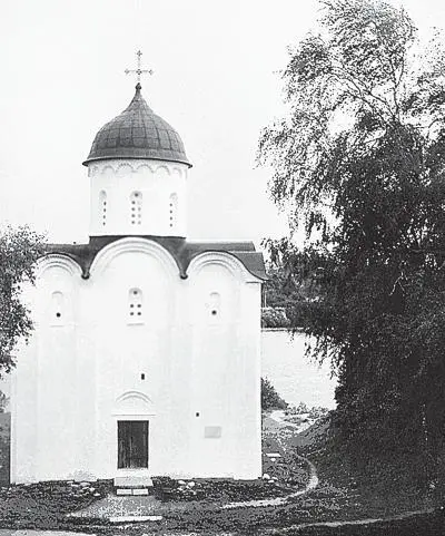 Георгиевский собор Вид со стороны входа Но всемирную славу этого храма - фото 3