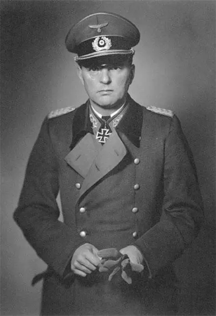 Начальник отдела ОКХ Иностранные армии Востока до 1942 г Э Кинцель Все - фото 6