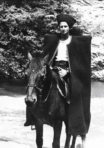Боец не только в небе Тимур со сводным братом Ираклием Апакидзе 1977 г - фото 14