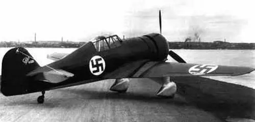 Fokker DXXI ВВС Финляндии Известно что несколько фоккеров оказались и в - фото 27