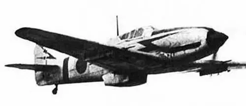 Kawasaki Ki61 Еще одной особенностью облика самолета стало удлиненное крыло - фото 71
