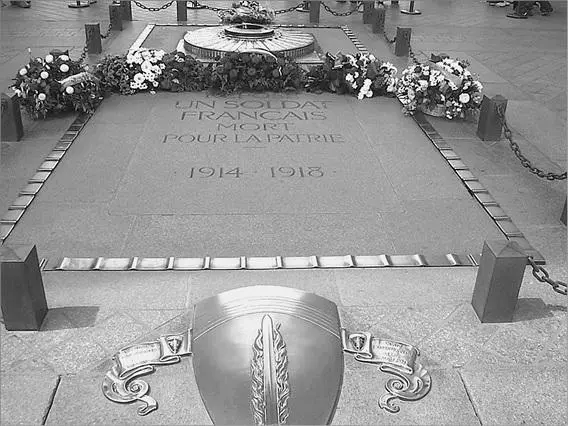 Памятник погибшим в Первой мировой войне Франция заплатила за победу в Первой - фото 26
