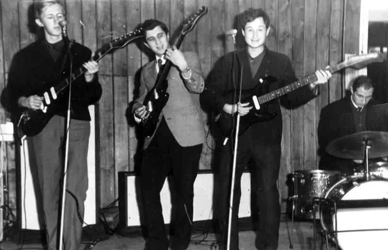 Юрий Ермаков Лев Пильщик Игорь Гончарук Виктор Доронин 1966 г Но в восемь - фото 5