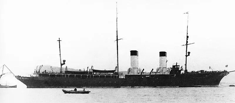 Алмаз после Цусимского боя на рейде Владивостока Май 1905 г В Россию - фото 43