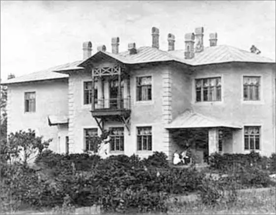 Ведрово Усадебный дом 1900е гг Болезнь сына и возраст матери привели Н Г - фото 37