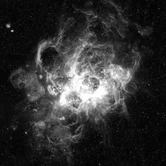 Из скоплений атомов газа образовались туманности и новые звезды Появились - фото 10