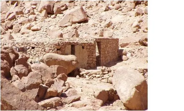 Remains of dwellings of the Bedouins South Sinai Even fifty years ago the - фото 22