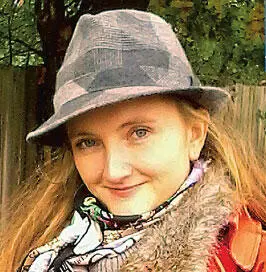 Оксана Шмидт родилась в 1984 году в городе Тверь Еще в школе начала писать - фото 1