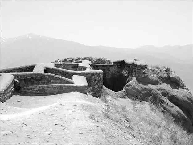 Руины на горе Аламут Подробную историю зарождения и существования секты - фото 19