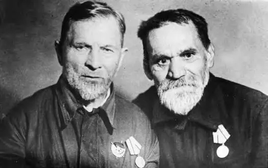 Партизаны соединения Южной зоны Минской области 99летний В И Талаш слева - фото 64