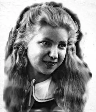 Людмиле 17 лет Еще не было войны 1940 г В первом классе у нас была - фото 8
