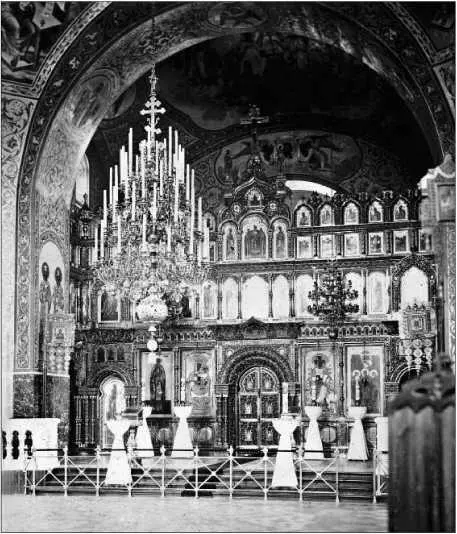 Ил 10 НВ Султанов Иконостас главного алтаря в храме Черниговской иконы - фото 37