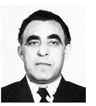 В Г Толстых В 1959 г Валентин Григорьевич поступил во Всесоюзный заочный - фото 40