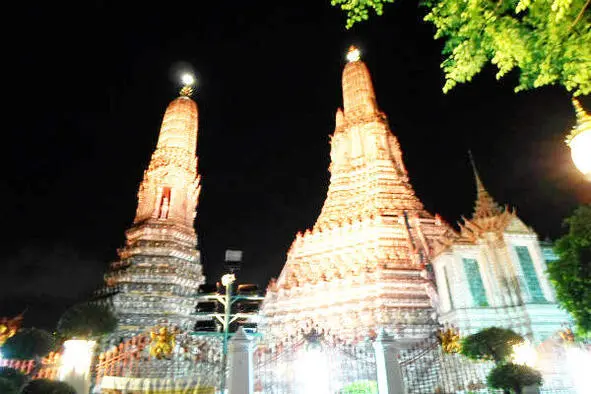 Храм Утренней Зари Wat Arun Для тех кто любит тайский массаж или желает - фото 10