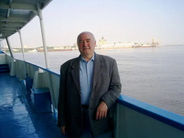 Как разбудить тебя своей любовью Огонь очей блистает мне всегда Улыбки свет - фото 11