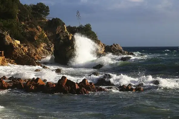 Стряхнется в сумерках беда Ты с головой В огонь иль воду хоть куда - фото 7