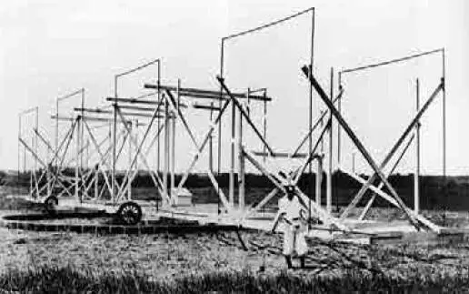 Конструкция вращающейся 14метровой радиоантенны и ресивера Карла Янски 1929 - фото 18