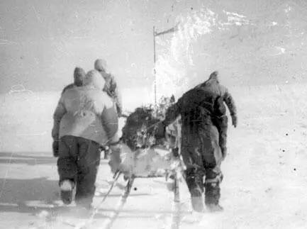 Первые маршруты Исследованиями на тяньшаньских ледниках плоских вершин Г - фото 19