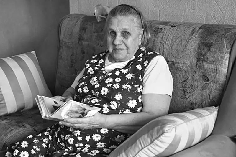 Мать актрисы Ольга Пантелеевна Полищук Удар оказался невероятно болезненным - фото 11