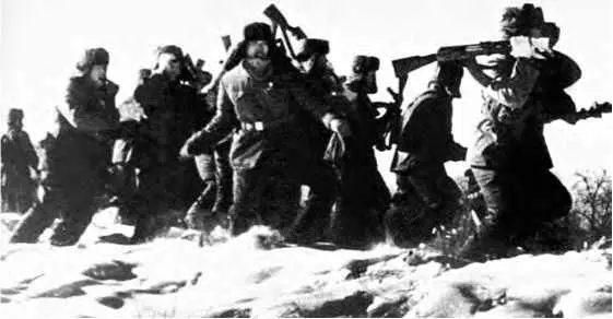 Провокация китайских военнослужащих О Даманский январь 1969 г Перед - фото 9