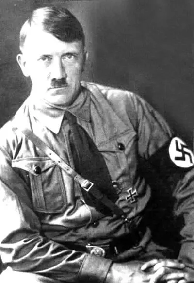 Адольф Гитлер К концу 1930 гг национальные движения преобразовались в - фото 11